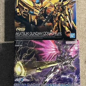 Bandai RG Akatsuki Gundam Oowashi Unit & Destiny Gundam SpecII & Zeus Silhouette